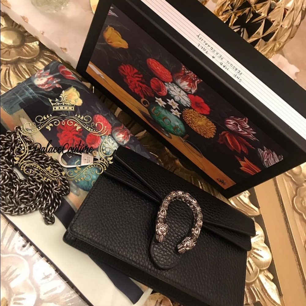 Gucci purse